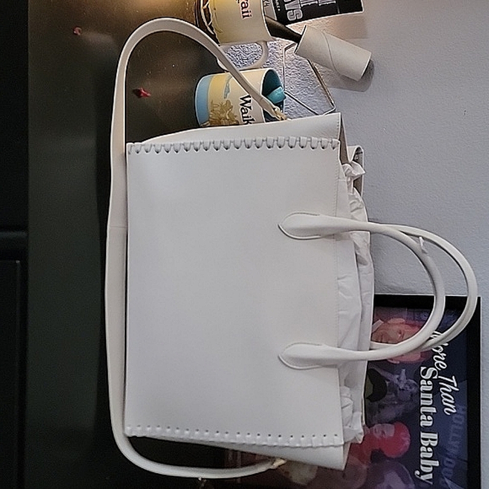 Bella Rosa Love Tote